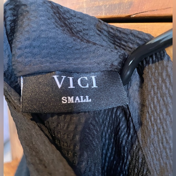 Vici black dress - Picture 2 of 3